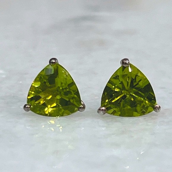 Peridot Sterling Silver Trillion Stud Earrings - Picture 5 of 12